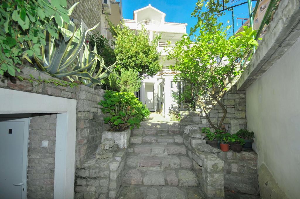 Apartments Milos Kaladjurdjevic Budua Esterno foto